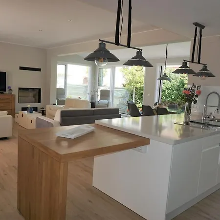 Seaesta * Les Deveses